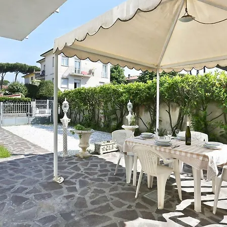 Casa de Férias La Casa Di Clara Camaiore